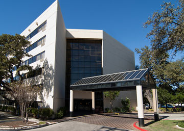 H I Express & Suites San Antonio Medical-Six Flags 외부 사진